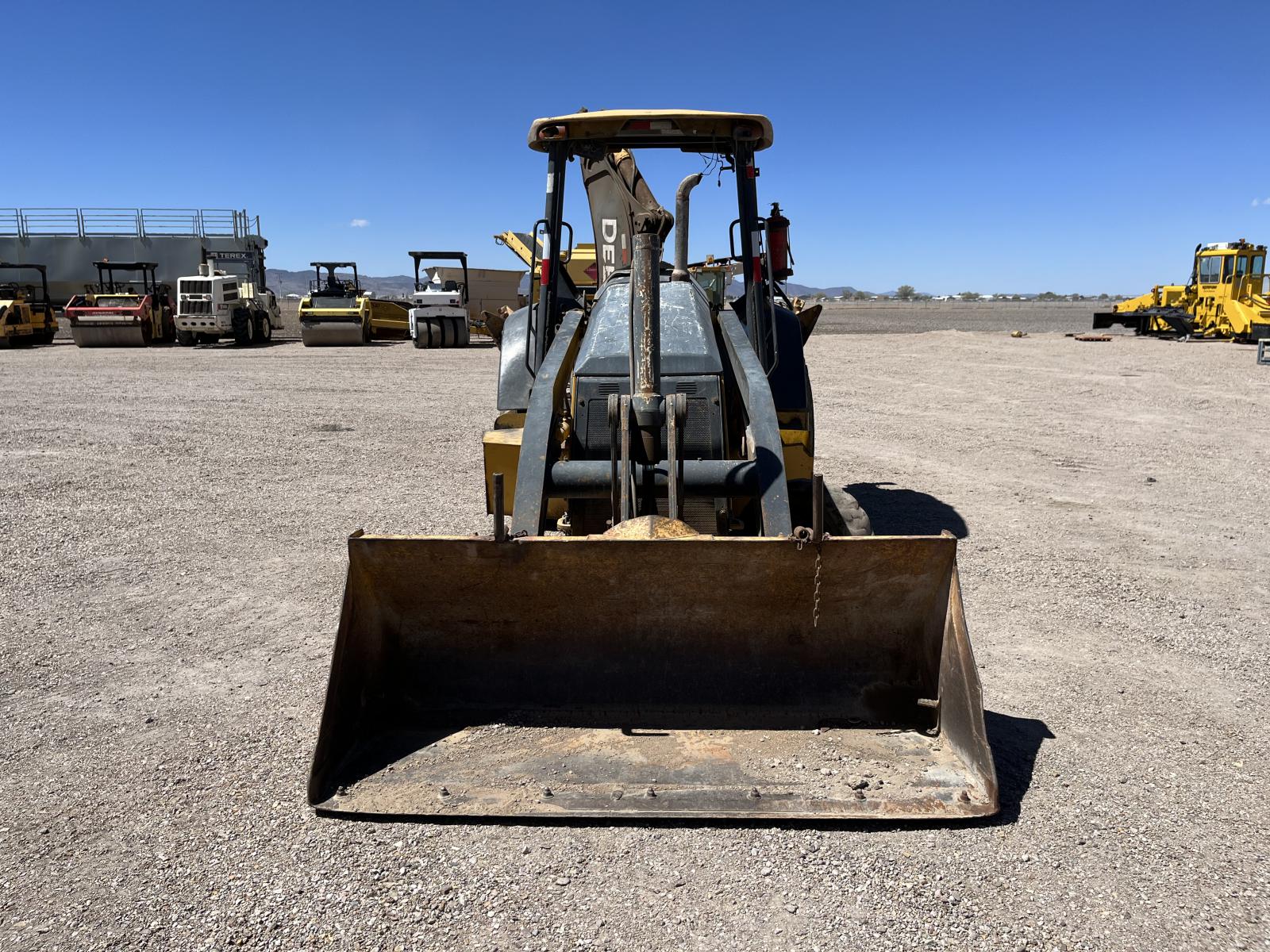 ./imagenes/INVOICE/2019/17605/RETROEXCAVADORA JOHN DEERE 310L (21).JPG